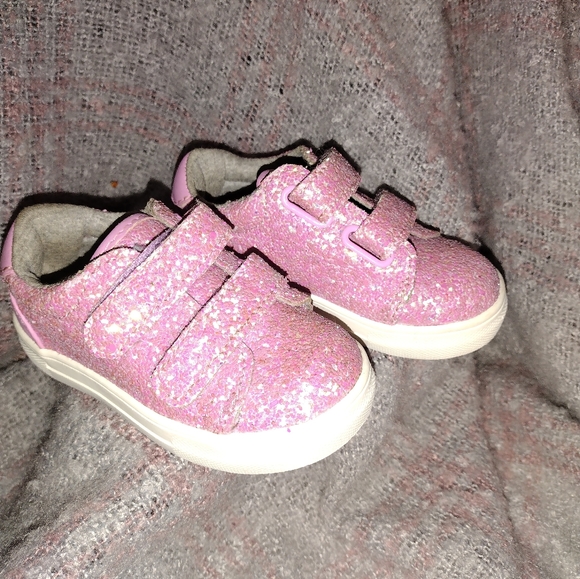 🌻5/$10 Cat and Jack pink sparkly girls toddler shoes - Picture 4 of 4